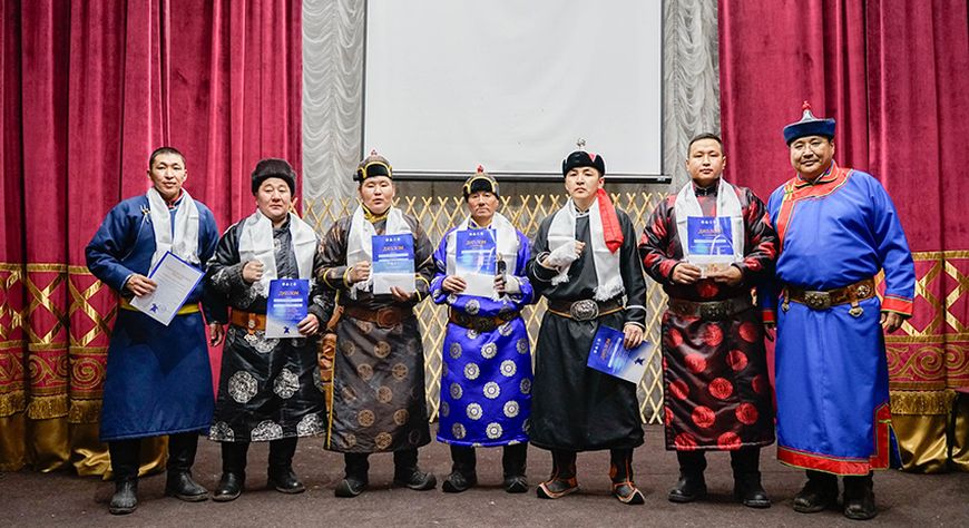 Хендирбе сый шаварынга мөөрейлешкен