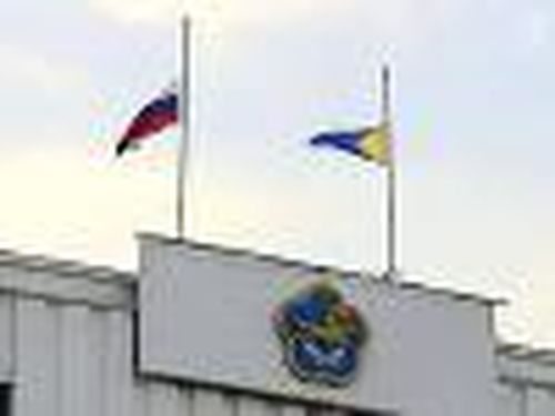 Тува прощается с экипажем вертолёта «Ми-8»