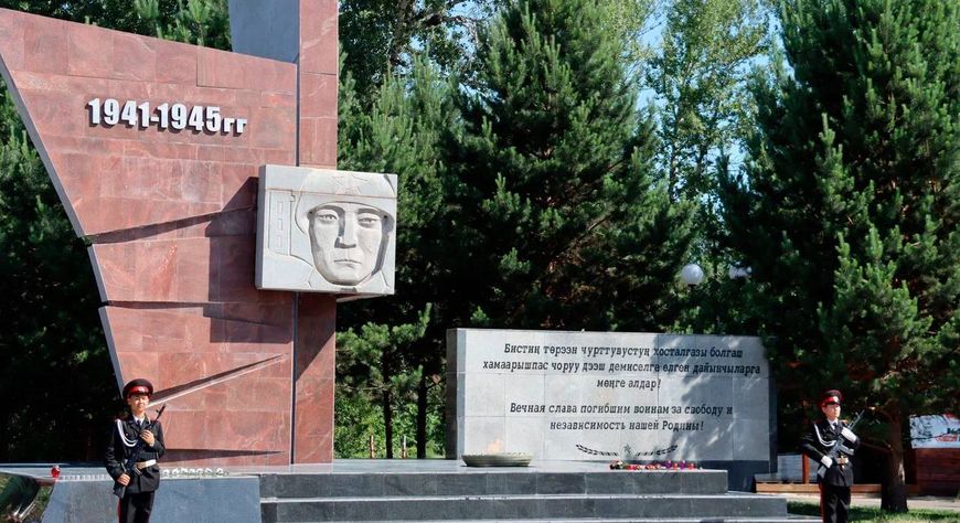 Владислав Ховалыг: «В этот день мы чтим память тех, кто первым принял на себя удар вероломного врага»