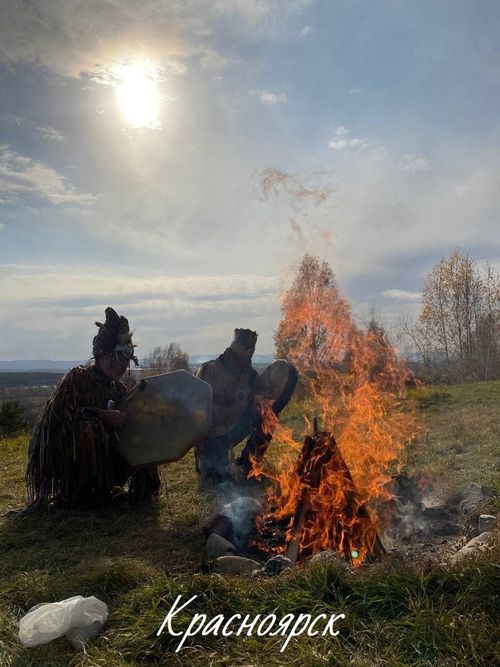 Шаманы России провели обряд в поддержку российских военнослужащих