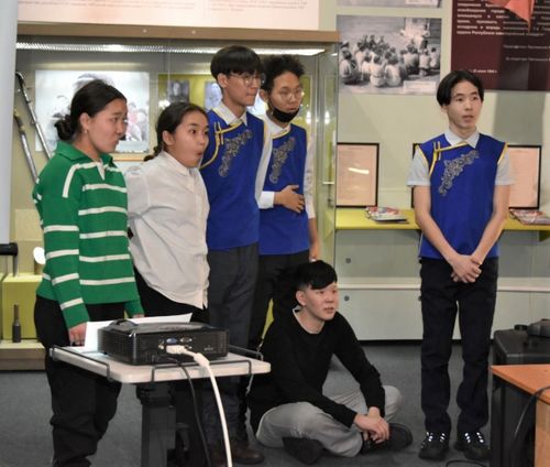 Ко Дню воинской славы России научные сотрудники ТИГПИ и Национального музея провели квест-игру