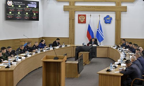 Тываның Чазаанга орук шимчээшкининиң айыыл чок чоруун бедидер талазы-биле хемчеглерни сайгарып чугаалашкан