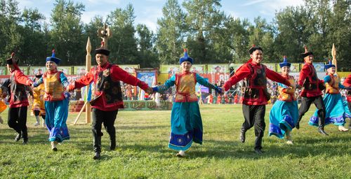 Церемония открытия праздника Наадым прошла сегодня на стадионе «Хуреш» в Кызыле.