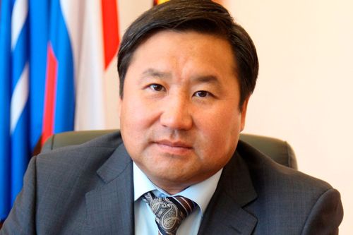 Владислав Ховалыг: “Чөөн чүкче эргилип турарывыс Тываже демир-орук тудуун дагын база чугула айтырыг болдурган”