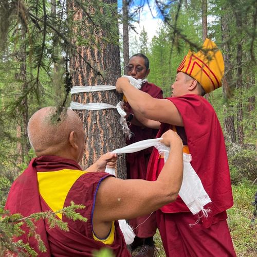 Ыдыктаар ёзулалга херек 200 харлыг пөштү шилээн.