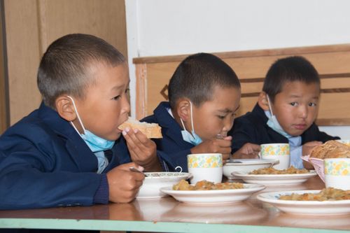 Школьники Барума обеспечены бесплатным горячим питанием