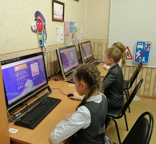 Орук шимчээшкининиң киржикчилериниң айыыл чок чоруун бедидер