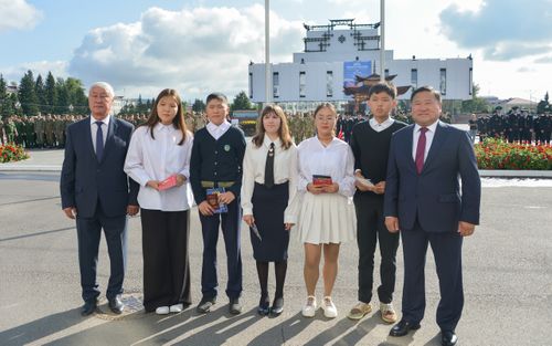 Күрүне Тугунуң хүнүнде…