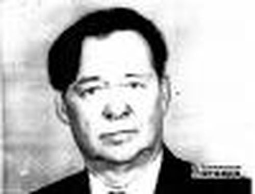 Он подписал три декларации