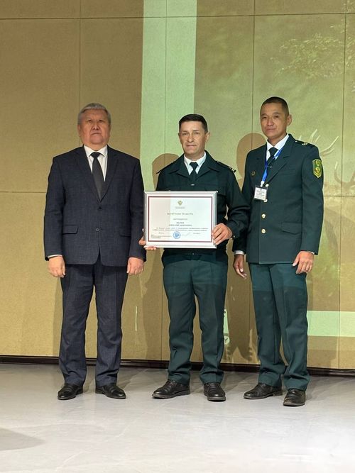 Пять инспекторов охотнадзора Тувы отмечены наградами Минприроды России