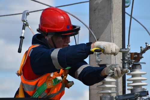 В Ак-Довураке восстановили электроснабжение после аварии