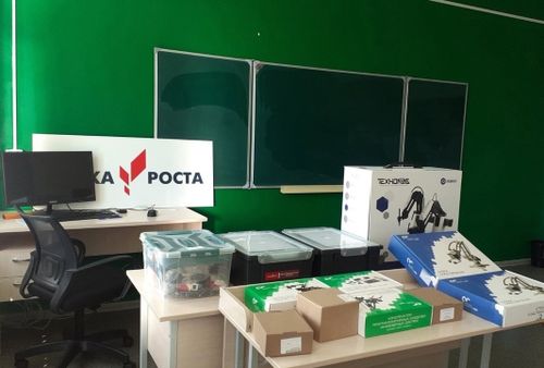 Хөнделең школазынга «Өзүлдениң демдээ» төвү ажыттынар