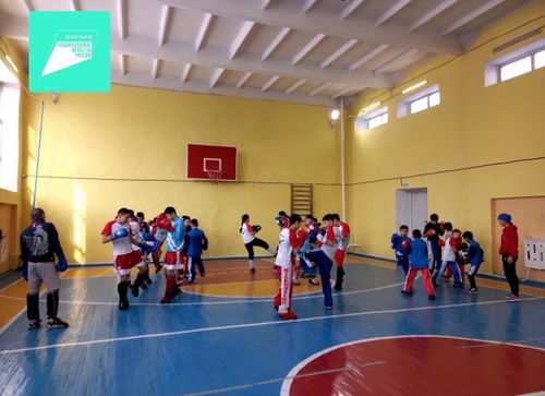 В Улуг-Хеме именитые спортсмены показали мастер-класс