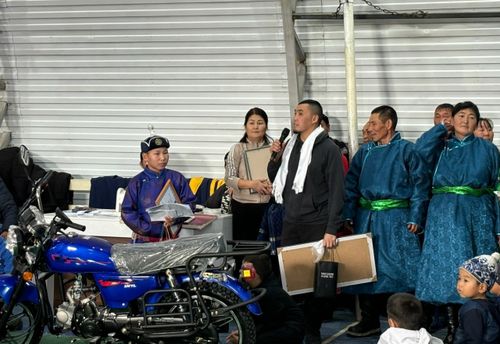 Чаш Начын мөге Сайын-Белек Зотовтуң найыры