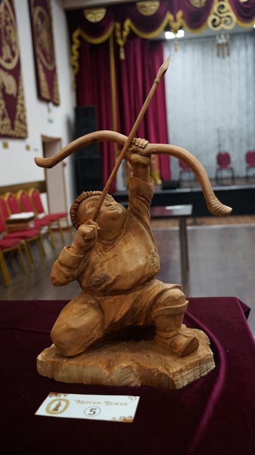 Таңдыдан Аңчы Очурнуң «Мерген-Кежик» деп ажылы тиилээн