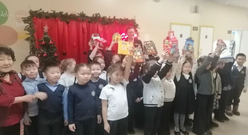 Уругларга өөрүшкүнү сөңнеп тур бис