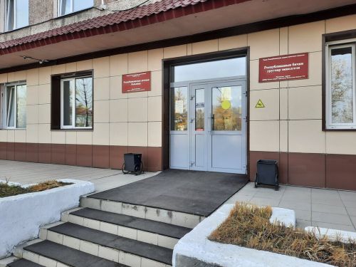 Поликлиники Тувы будут работать без выходных из-за роста заболеваемости ОРВИ