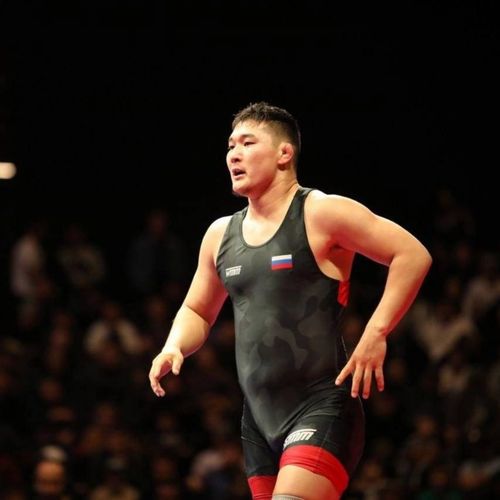 Бады-Маадыр Самдан завоевал серебро на первенстве Европы U23 по вольной борьбе