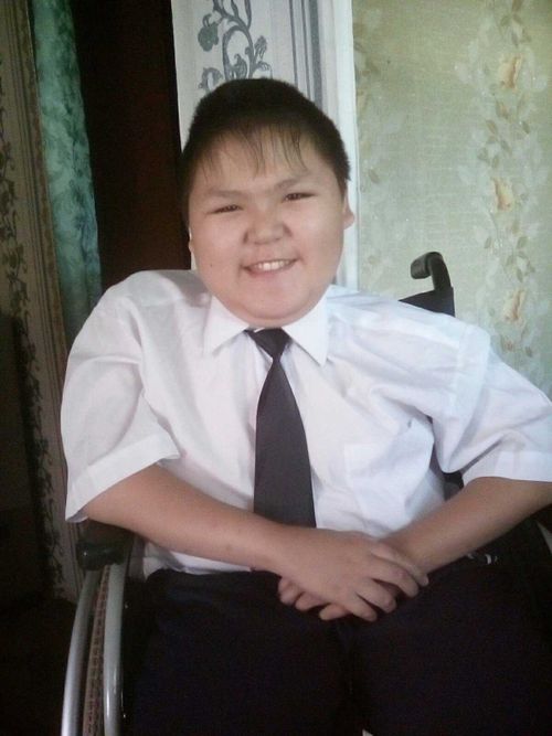 В Туве тяжело больной юноша попросил Ховалыга помочь с ИВЛом местной больнице