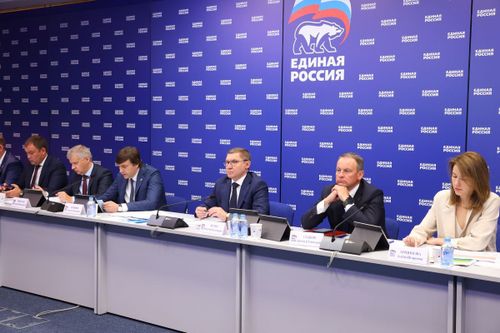 «Единая Россия» подвела промежуточные итоги президентских программ капремонта и строительства образовательных учреждений