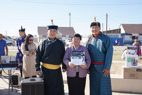 Ажык шөлге ойнап, хөглээлиңер