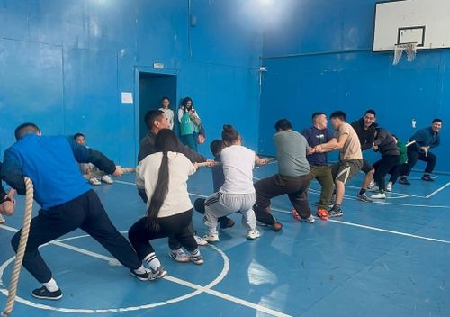 Муң үш чүс ажыг тере-хөлчү спортчу хемчеглерге киришкен