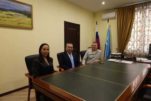 В Москве обсудили планы по развитию тувинского кинематографа