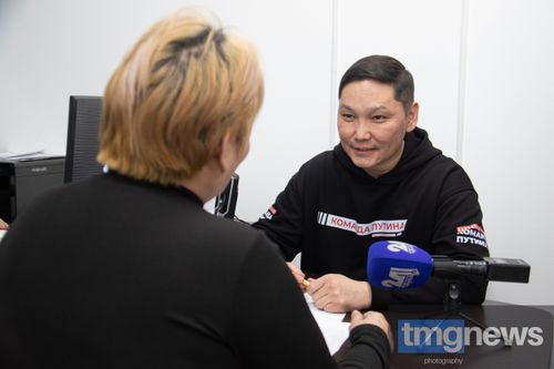 Жители Тувы продолжают оставлять свои наказы в общественной приемной Владимира Путина