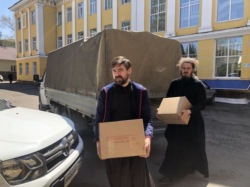 В Туве продолжается сбор гуманитарной помощи жителям Донбасса