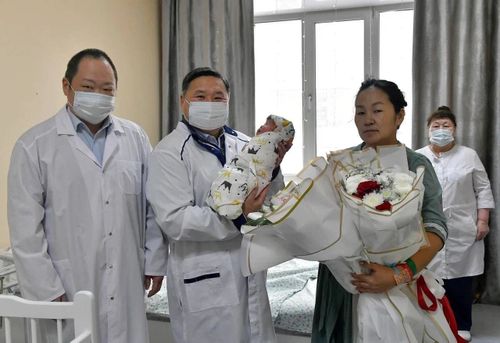 В Туве 5600 новорожденных и 35 пар близнецов в 2024 году