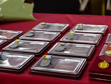 Шагаа бүдүүзүнде бедик шаңналдар