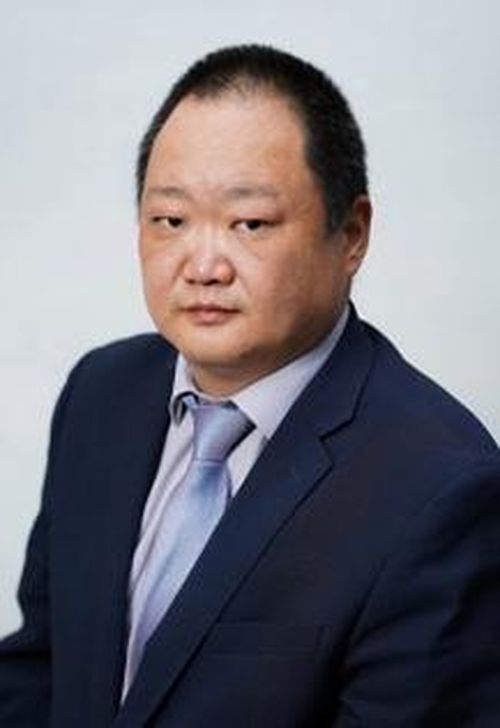 Анатолий Югай: "Многонациональному народу России следует сплотиться ещё сильнее"