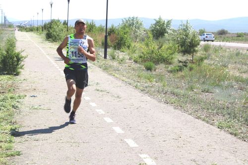 Ветеран спецоперации Уран-оол Монгуш выиграл марафон на праздник Наадым, сообщает в соцсетях региональный филиал госфонда «Защитники Отечества.