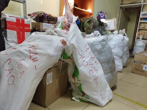 Жители Бай-Тайги передали две тонны груза для бойцов СВО