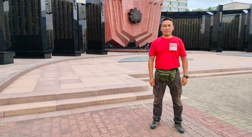 Ветеран СВО Эртине Кара-Сал принял участие в полуфинале конкурса наставников «Быть, а не казаться!»