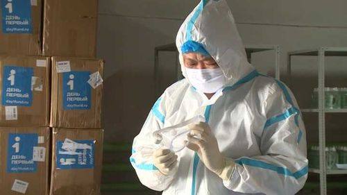 В Туве более 600 медиков борются с COVID-19