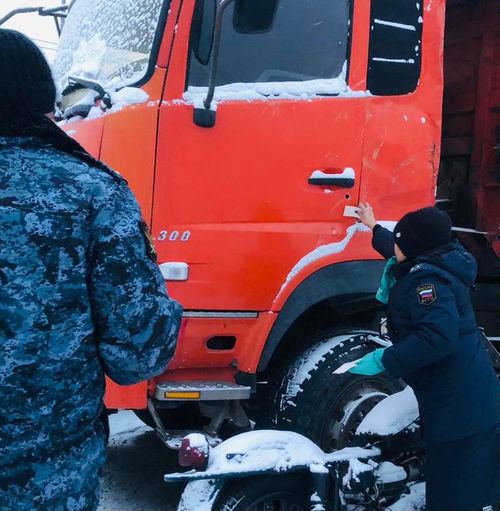 Судебные приставы Тувы провели рейд по взысканию долгов