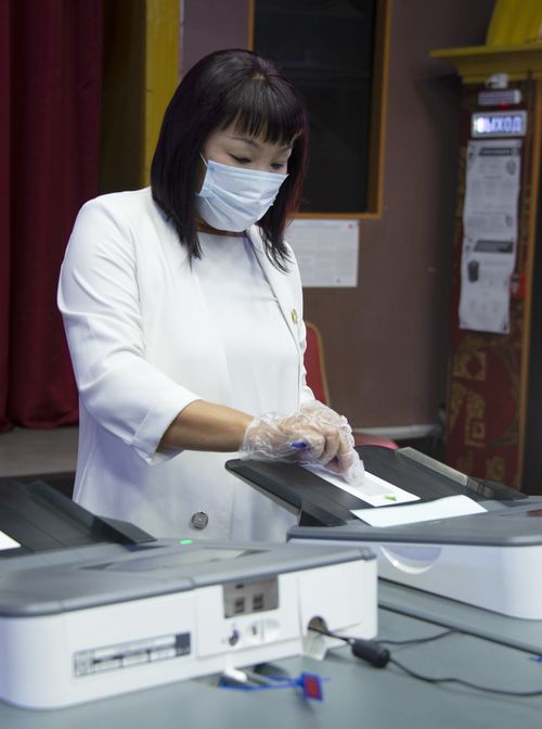 ЕЛЕНА ХОВАЛЫГ: "СТРАНА ПРИНИМАЕТ ВАЖНОЕ РЕШЕНИЕ!"