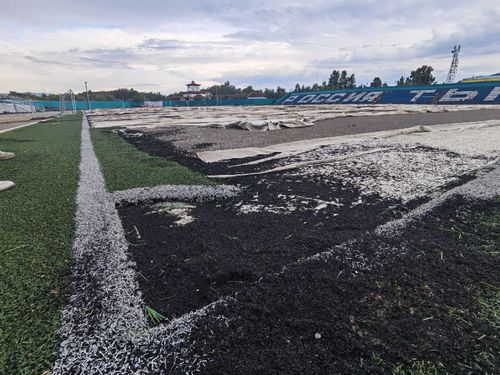 Травм станет меньше! Спортивный стадион Кызыла обновляют