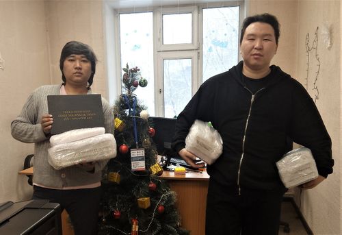 Кыдаттан студент баштайгы садып алыкчы болган.