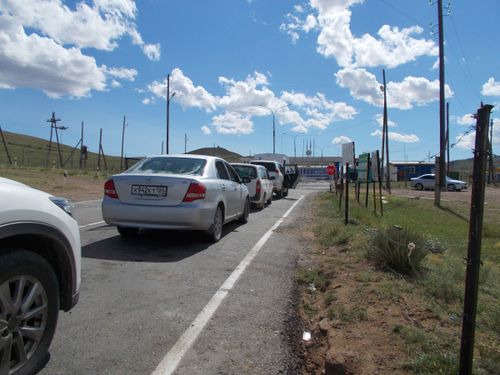 Автомобильные пункты пропуска в Туве изменят график из-за праздника в Монголии