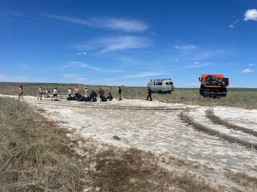 60 кубометров мусора вывезено с территорий озер Дус-Холь, Хадын и Чагытай