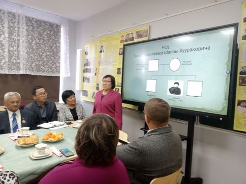 Старших уважай – младших воспитывай