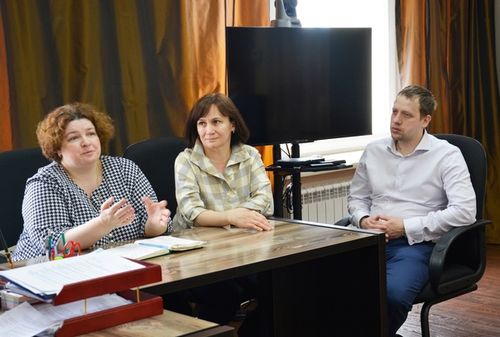 Тываның хирургтарының мергежилдиин үнелээн