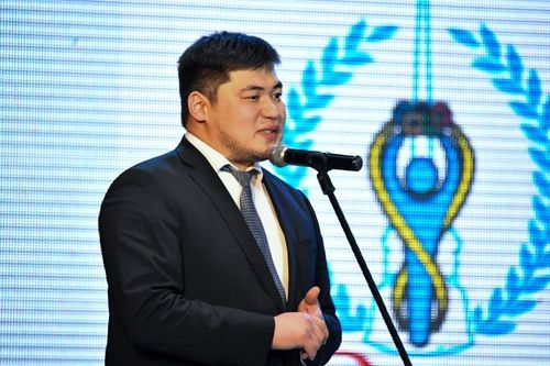 В Туве министр спорта Субудай Монгуш запустил челлендж в поддержку российских спортсменов на Олимпиаде