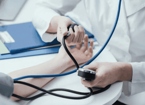 Министр здравоохранения Михаил Мурашко поделился позитивной статистикой: ожидаемая продолжительность жизни в нашей стране выросла до 73,4 года.