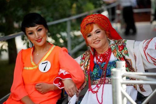 Тува взяла приз зрительских симпатий в конкурсе "Леди Интеграция 2020"