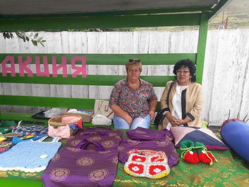 Жители села  Усть-Элегест устроили беспроигрышную лотерею