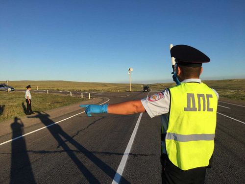 ПОСЛЕ АВТОАВАРИИ В ТУВЕ ОРГАНИЗОВАНА СПЛОШНАЯ ПРОВЕРКА ВОДИТЕЛЕЙ 
