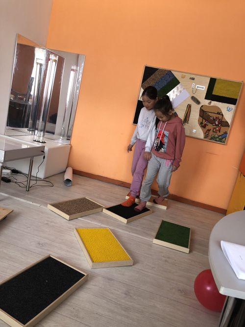 Помощь ученикам и… педагогам